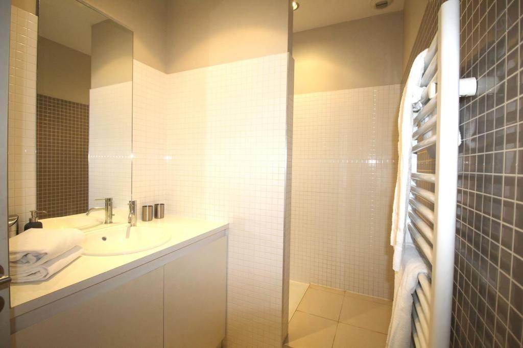 بوردو Appartements En Hyper Centre - Jardin Public المظهر الخارجي الصورة